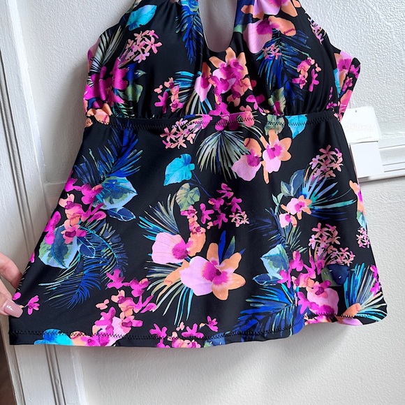 Raisins Curve Women's Plus Rosalie Poolside Underwire Tankini Swimsuit Top 14W - Picture 13 of 17